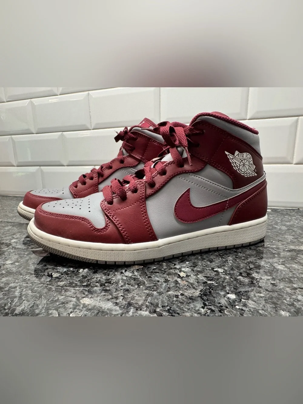 Air Jordan 1 Mid